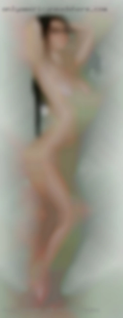 nude woman in hotel rooms